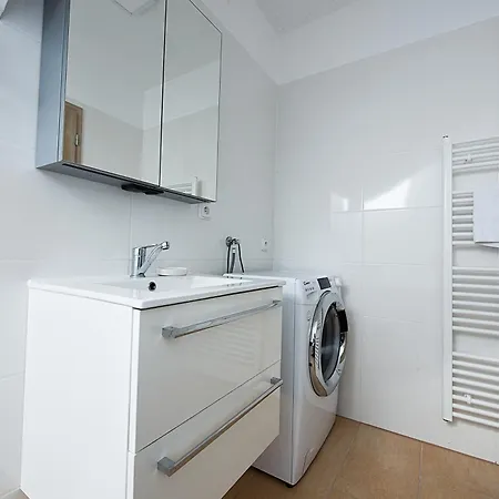 Aparmany Ludmila- Za Potokem 97,pozlovice Pozlovice